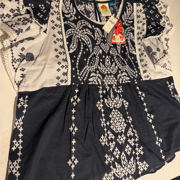 NWT Farm Rio x Anthropologie Printed Flutter sleeve Top size L - Picture 3 of 5